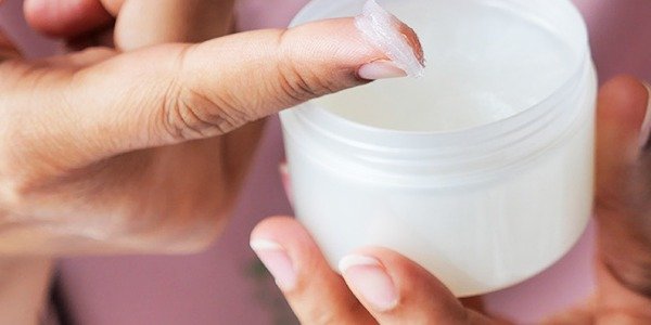 Los Múltiples Usos de la Vaselina: Un Clásico del Cuidado Personal