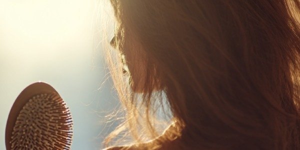 Más caída de cabello en verano: por qué ocurre y cómo frenarla a tiempo